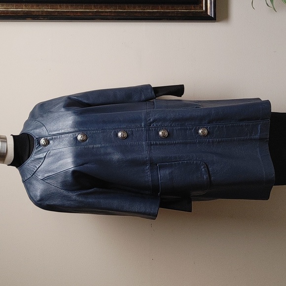 Early 60s Slate Blue Leather Coat Size 6 - Picture 3 of 17